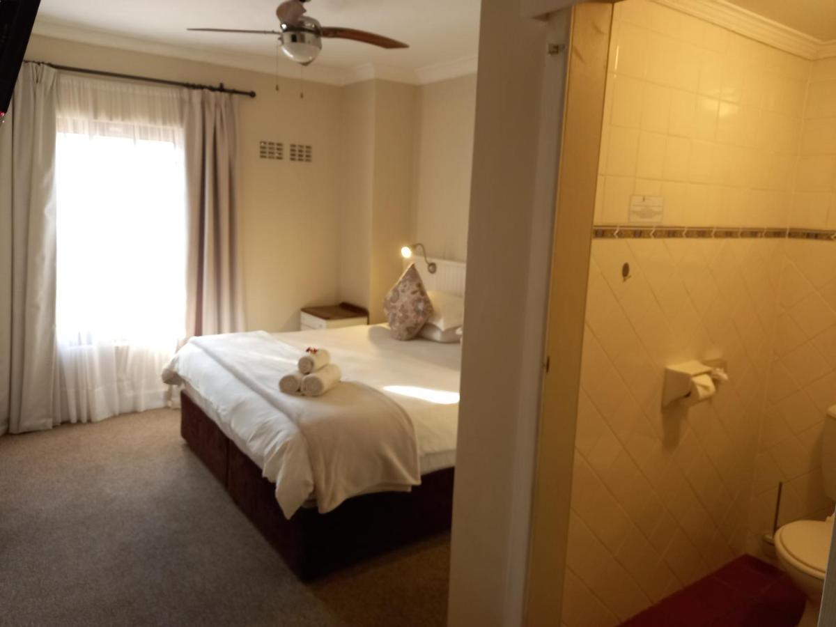 137 High Street Guest House Grahamstown Extérieur photo